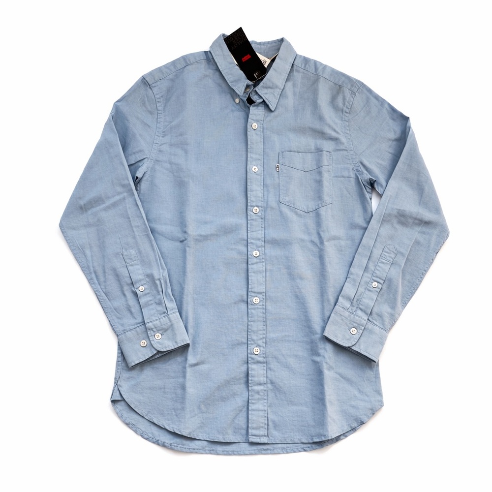 Levi’s Linen Cotton Button Down Shirt Light Blue Medium NWT
